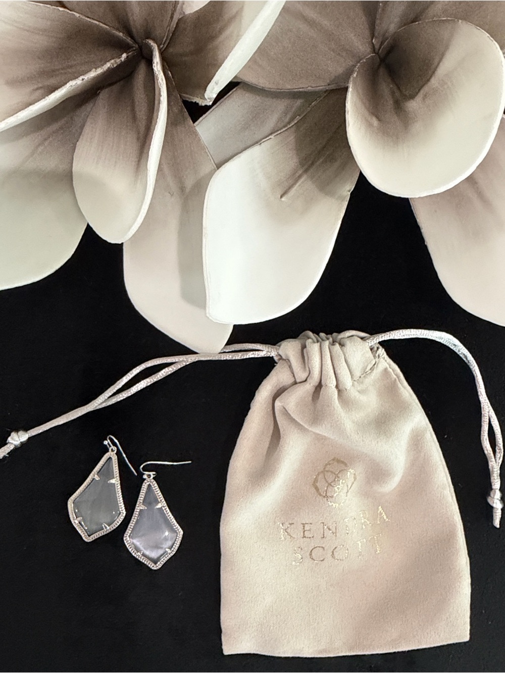 Kendra Scott Silver-Tone Gray Cat's Eye Kite Drop Earrings